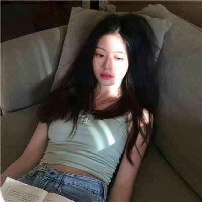 有些女孩这样做